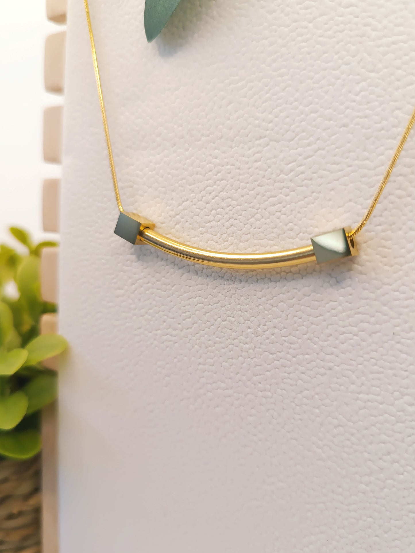 Collier HALTESSE