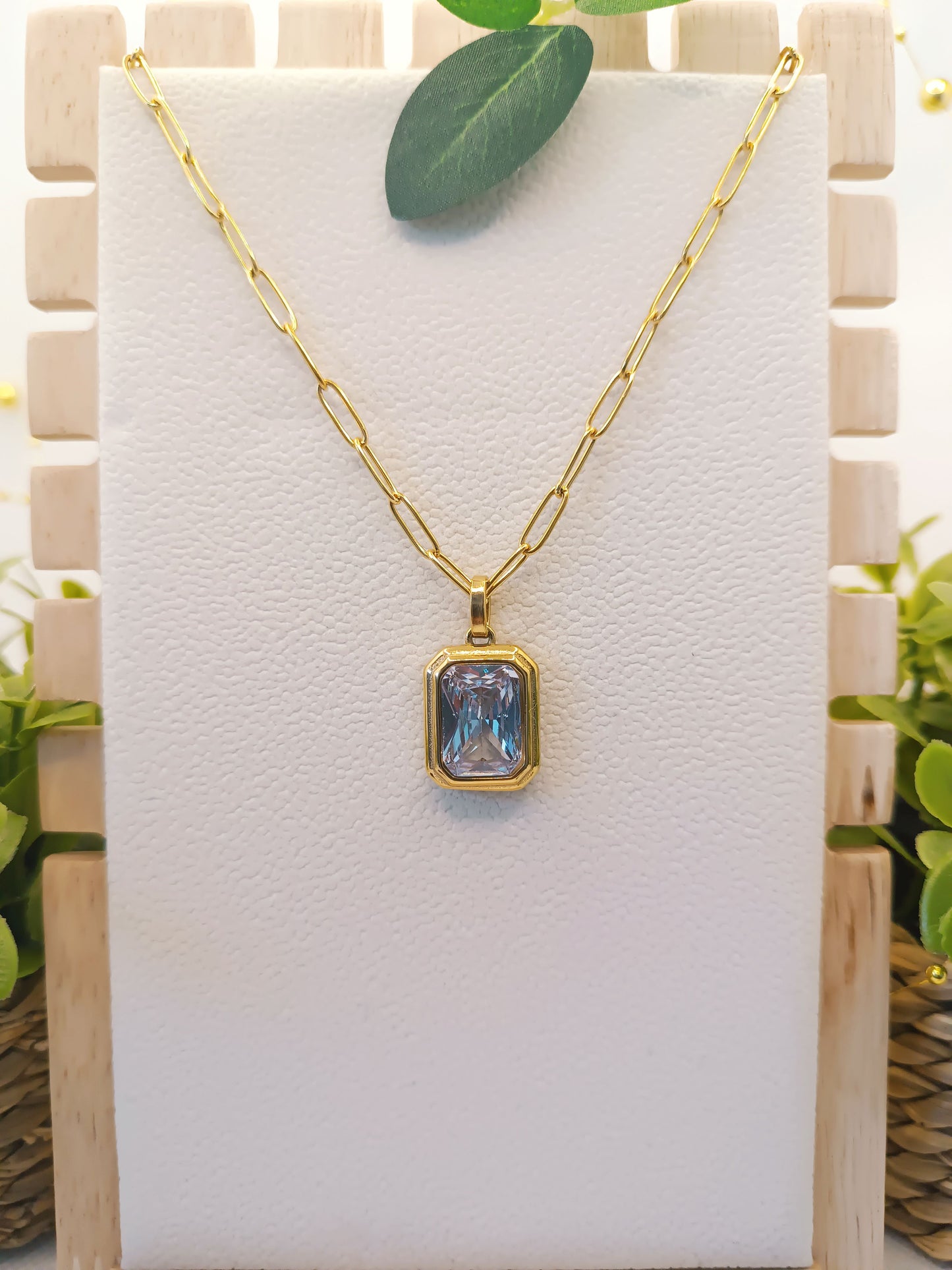 Collier LOLA